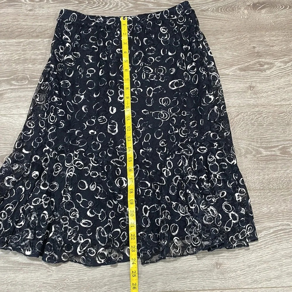 NWT Christopher & Banks Petite Lace Skirt Navy and White PS - Picture 15 of 16